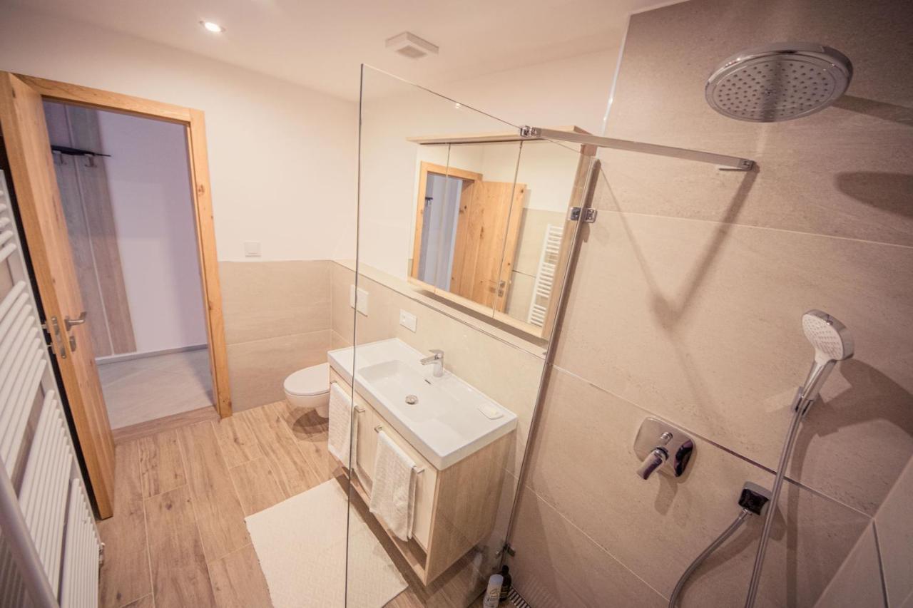 Zore Jasna Apartments デマノブスカ・ドリーナ エクステリア 写真
