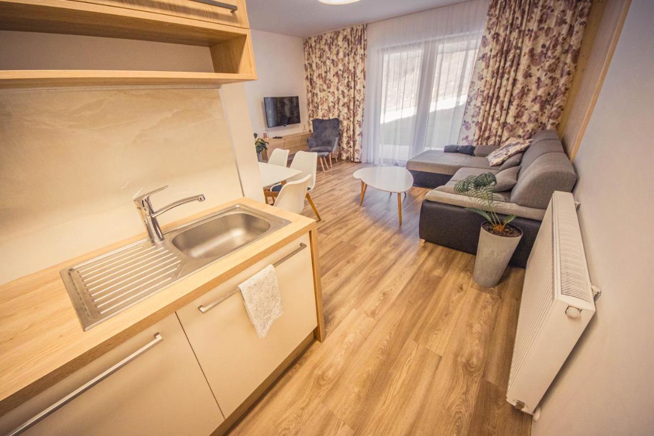 Zore Jasna Apartments デマノブスカ・ドリーナ エクステリア 写真