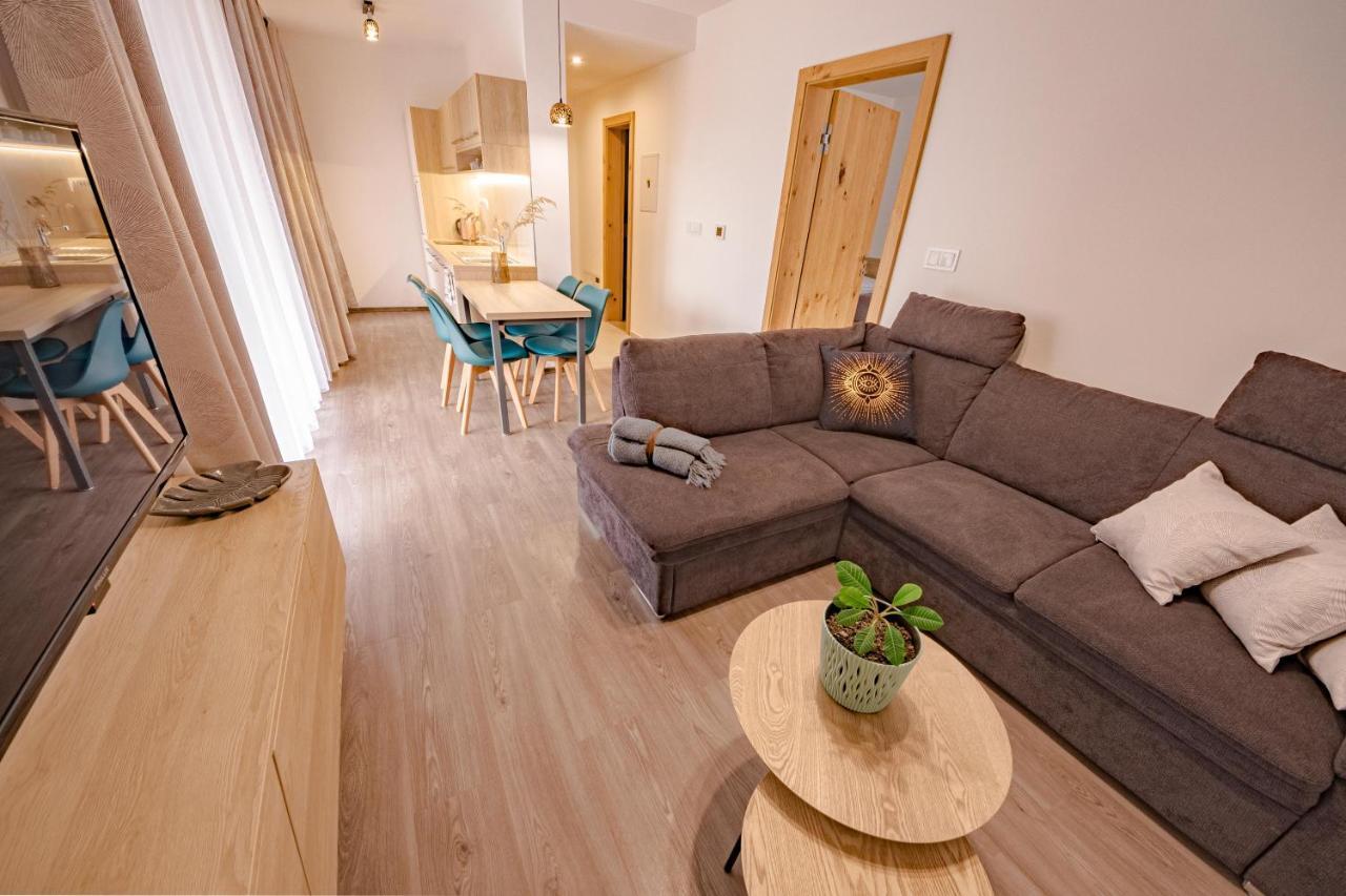 Zore Jasna Apartments デマノブスカ・ドリーナ エクステリア 写真