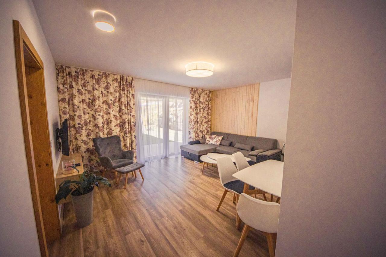 Zore Jasna Apartments デマノブスカ・ドリーナ エクステリア 写真