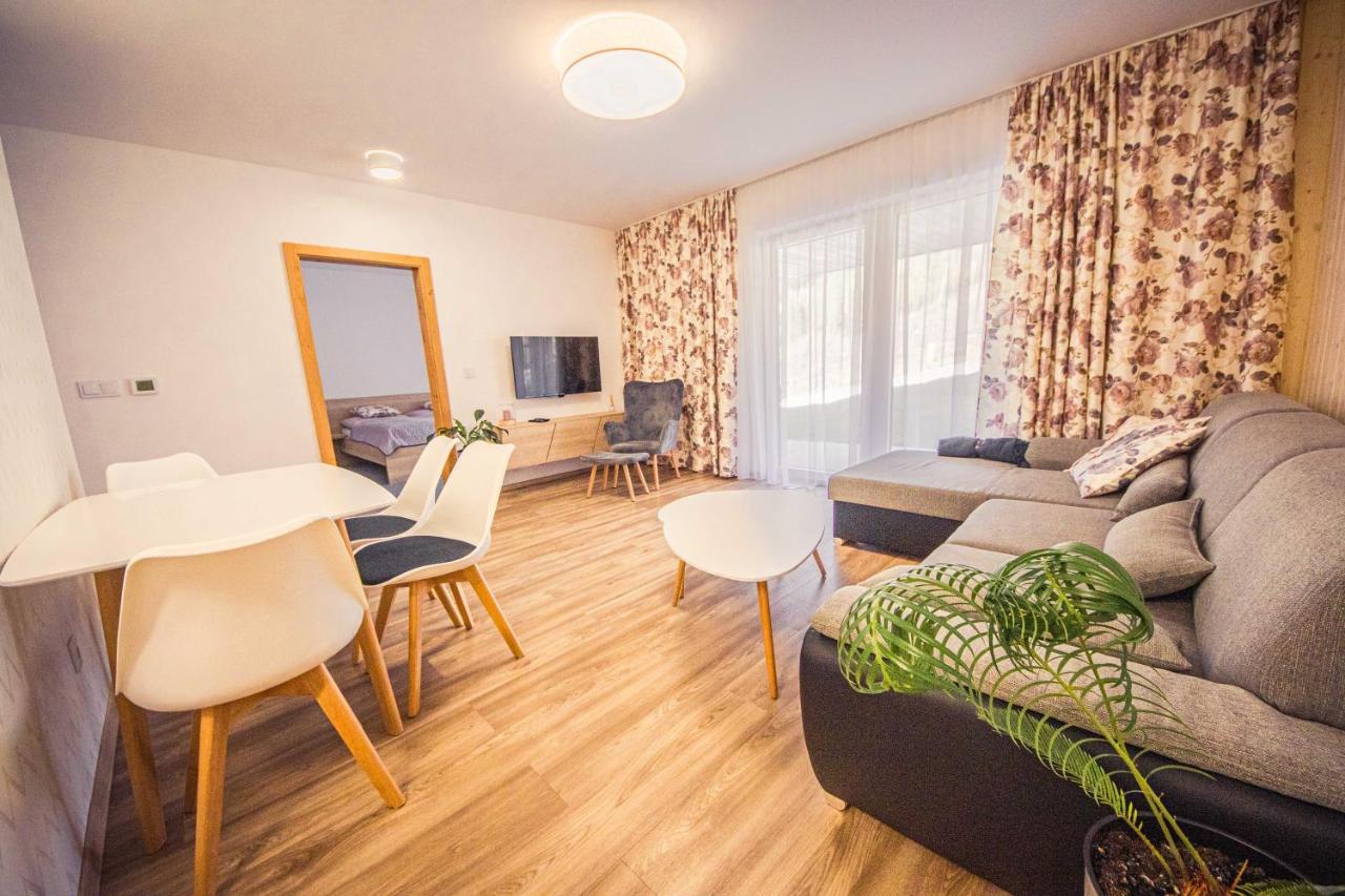 Zore Jasna Apartments デマノブスカ・ドリーナ エクステリア 写真