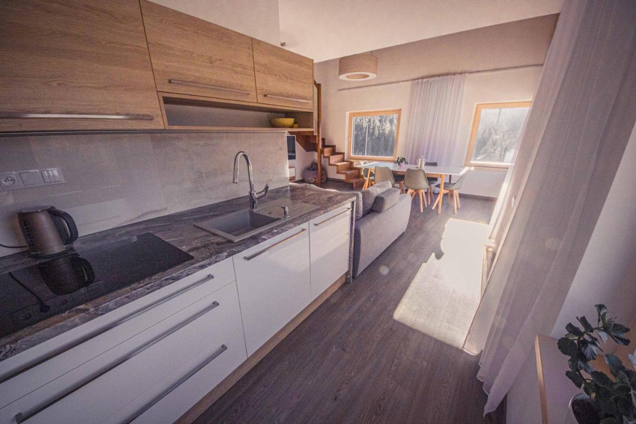 Zore Jasna Apartments デマノブスカ・ドリーナ エクステリア 写真