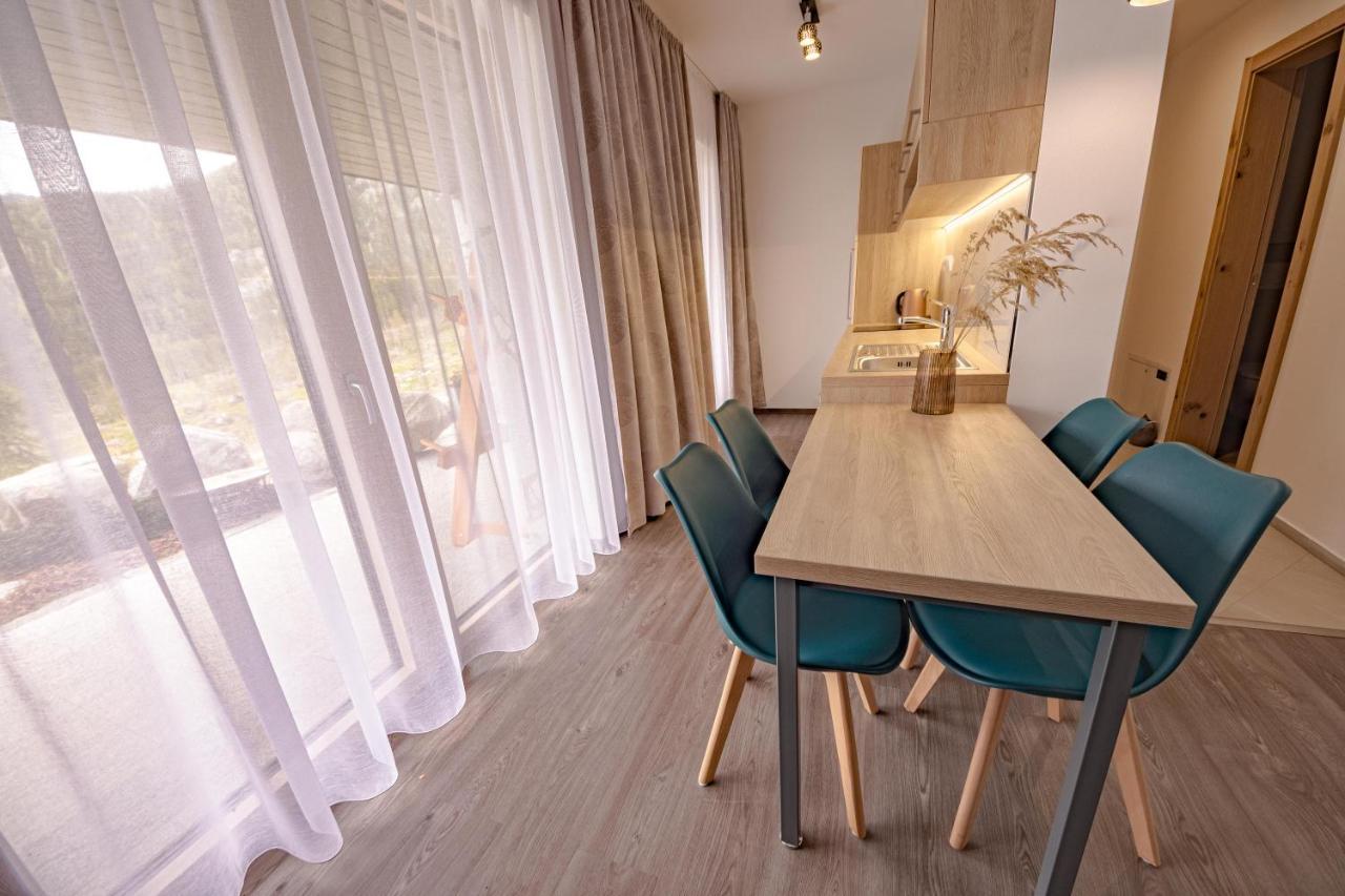 Zore Jasna Apartments デマノブスカ・ドリーナ エクステリア 写真